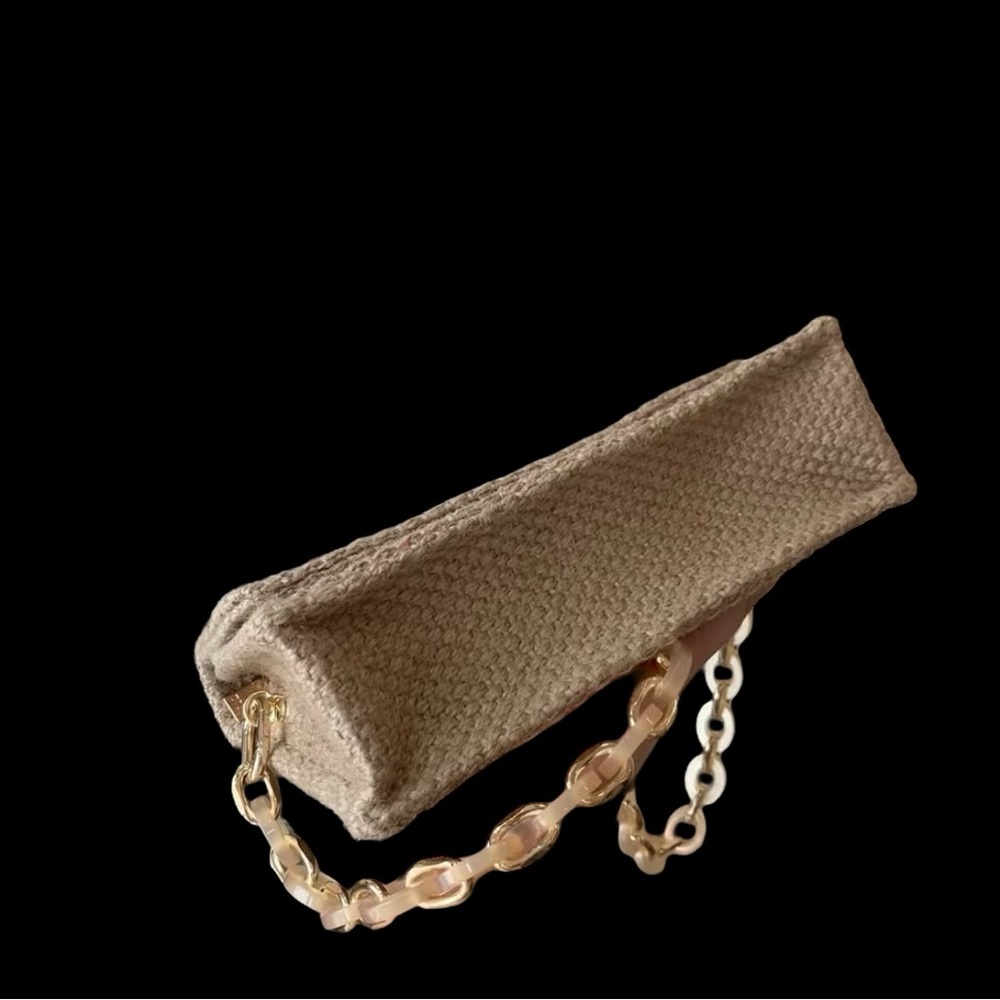 New in Box Dior Tan Heavy Hemp/Raffia GWP Shoulder Bag— Absolutely Stunning! - Picture 7 of 9